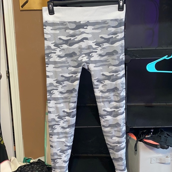 Gray camp leggings - Picture 2 of 2